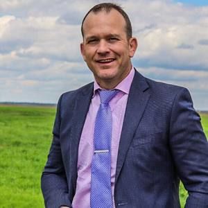 Meet your Posher, Jeffery